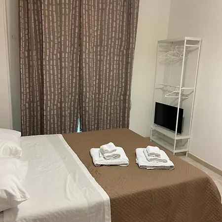 Happy Fly Guest house *